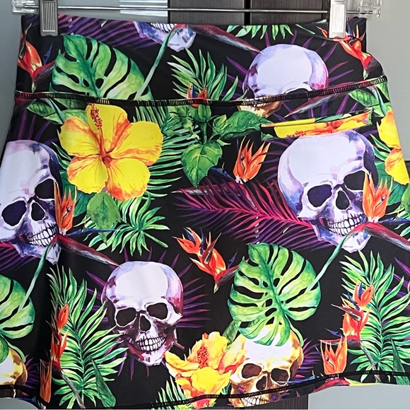 Lot of 2 Women’s Skorts - Picture 2 of 3